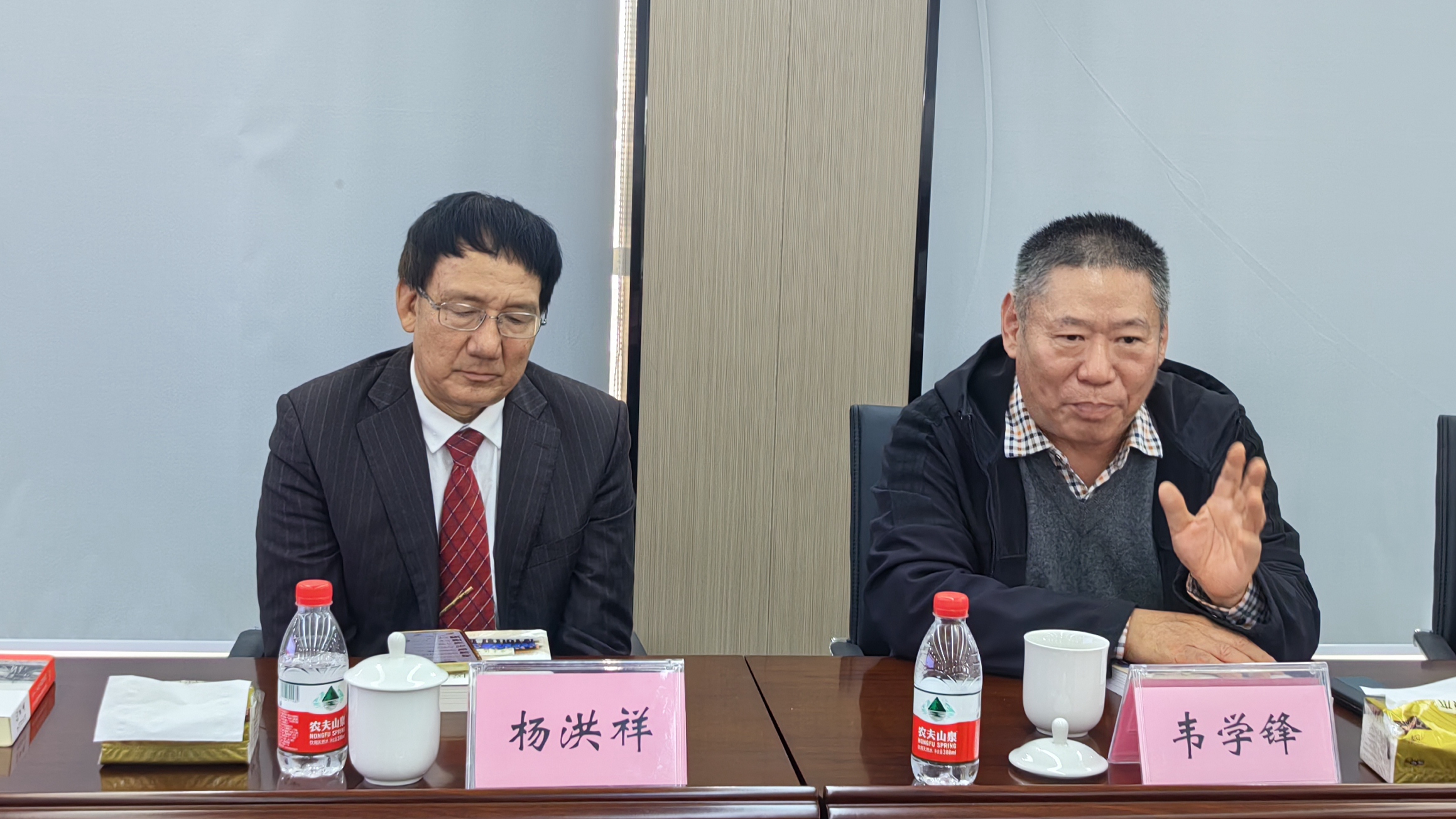 韦书记.jpg