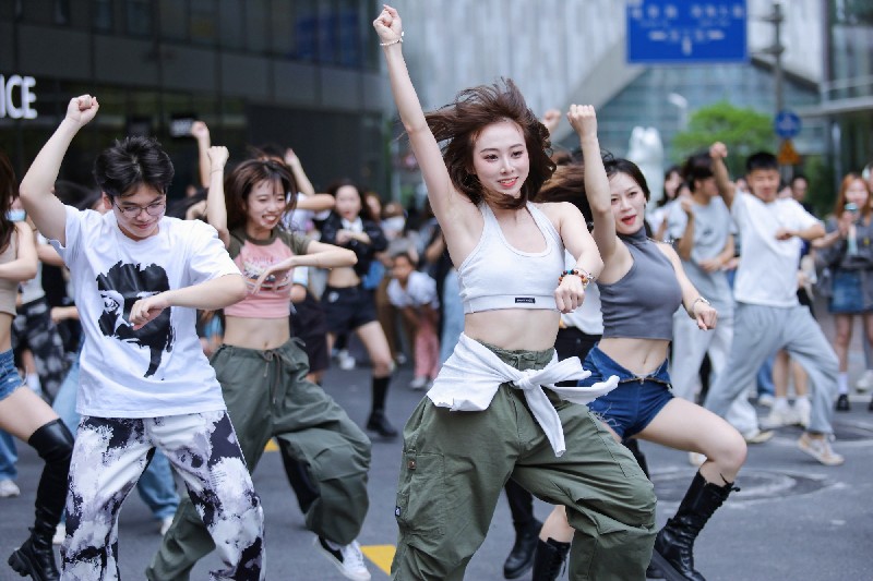 K-POP随机舞蹈2.jpg