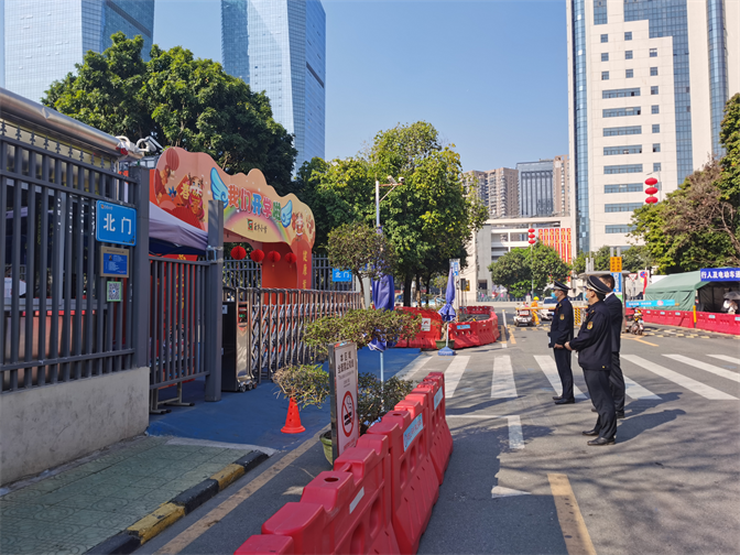 20210223华富街道开展校园周边市容环境秩序整治行动1.png