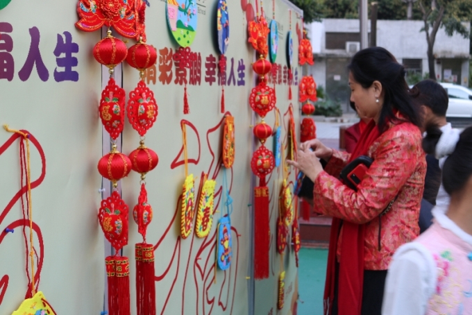 景鹏小学.jpg
