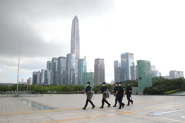 全力加强社会治安防控,给群众看得见的安全感