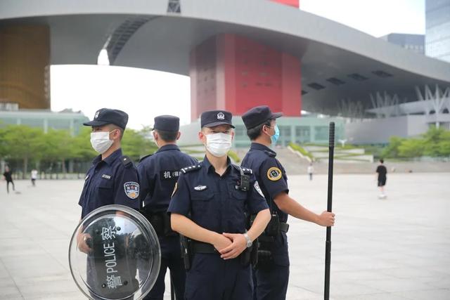 全力加强社会治安防控,给群众看得见的安全感