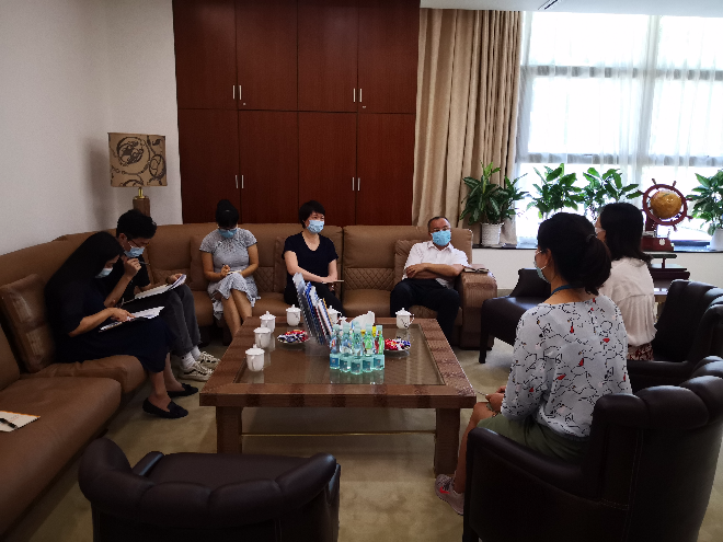 市区统计部门深入商业企业开展走访检查工作1.jpg