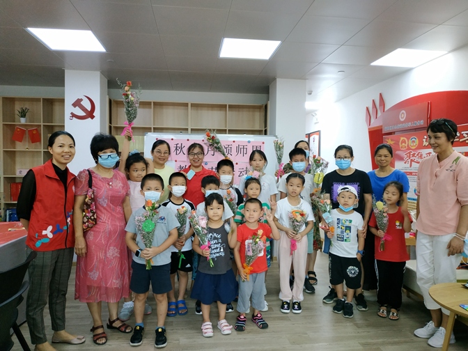 大合影.jpg