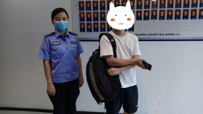 我为群众办实事 | 群众大意遗失书包 民警迅速帮其找回