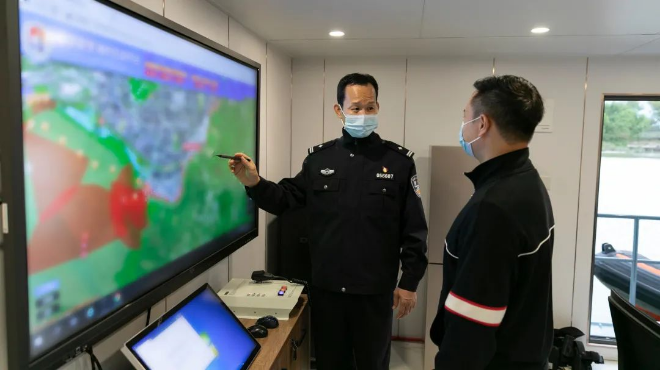 特区卫士丨杨启北：智慧海防筑牢沿海屏障，应急演练提高实战技能