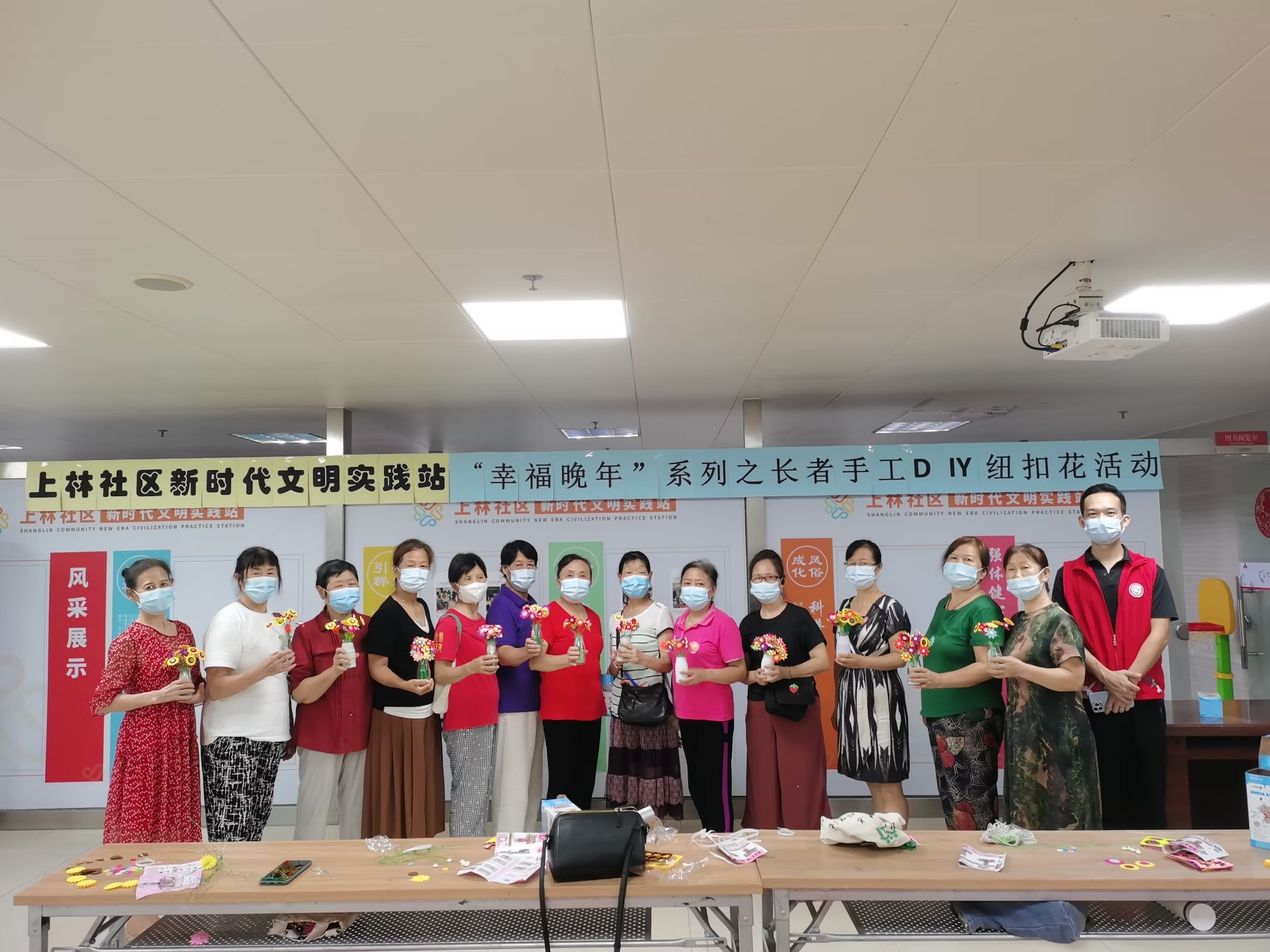 大合照.jpg