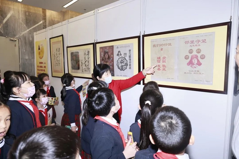 永远的丰碑——雷锋精神艺术展2.jpg