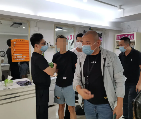 民生小案 | 网友借住后，财物竟不翼而飞？福田警察迅速抓获盗窃嫌疑人