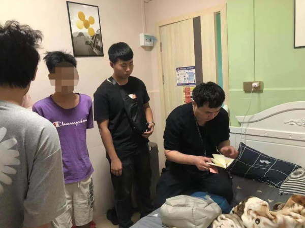 民生小案丨露头就打！福田警方抓获2个涉嫌“帮信罪”团伙