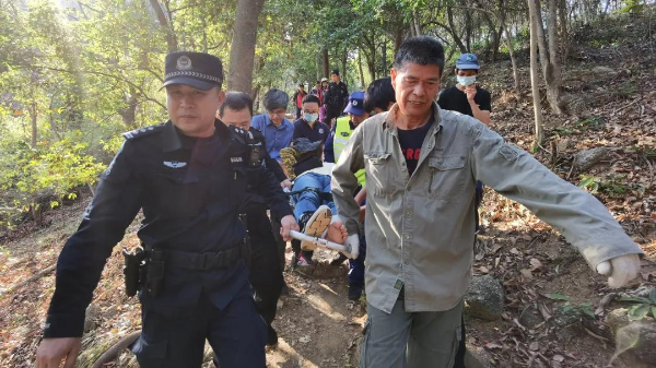 福田警方扎实开展春节安保工作，确保辖区社会治安环境安全稳定
