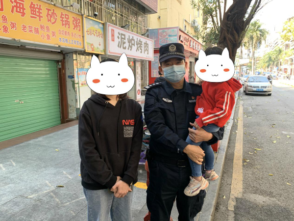 民生小事 | 热心救助显温暖 民警助走失找回家人