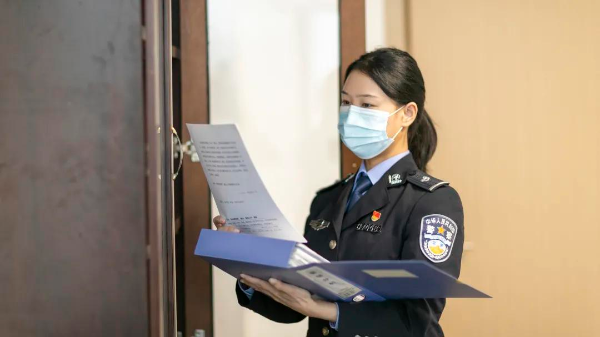 芳华绽警营：致敬新时代巾帼女警