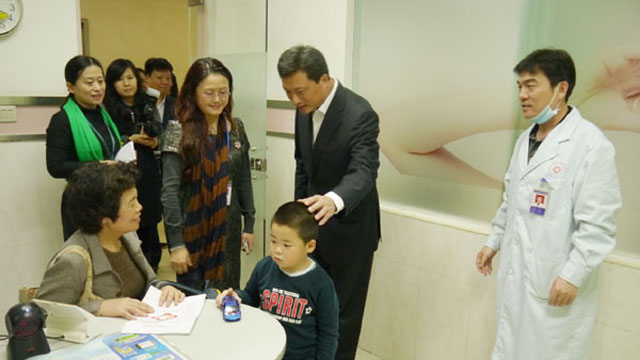 市委常委、区委书记张文率队调研妇幼卫生工作