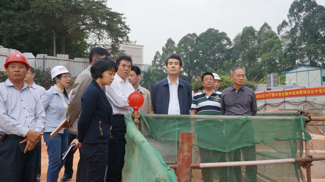 区领导带队调研辖区内重点项目建设情况