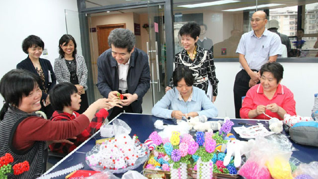 区领导检查区残疾人综合服务中心新大楼建设及运营情况