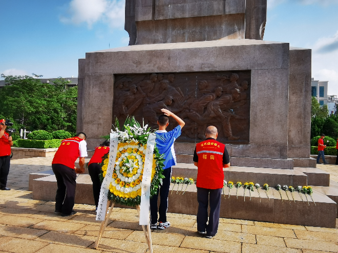 8.3烈士陵园.png