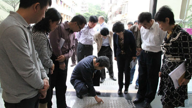 区领导检查区残疾人综合服务中心新大楼建设及运营情况
