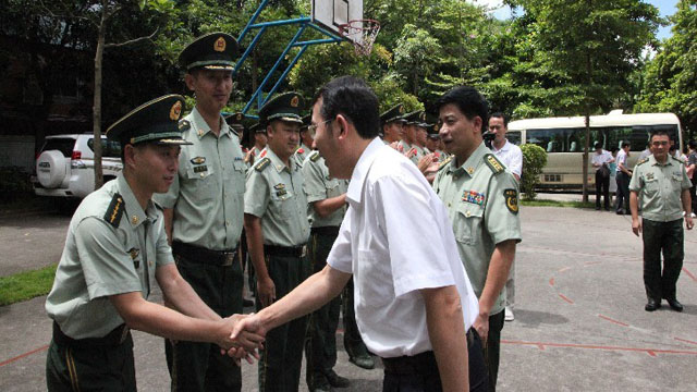 福田区领导慰问辖区驻军部队