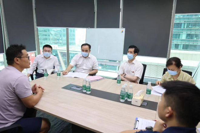 市统计局党组书记、局长郭驰一行深入试点一线调研、指导普查登记工作1.jpg