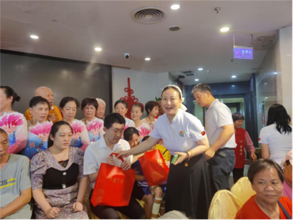 莲花北康复站携手深圳狮子会里程服务队欢庆双节联谊会新闻稿1012.png