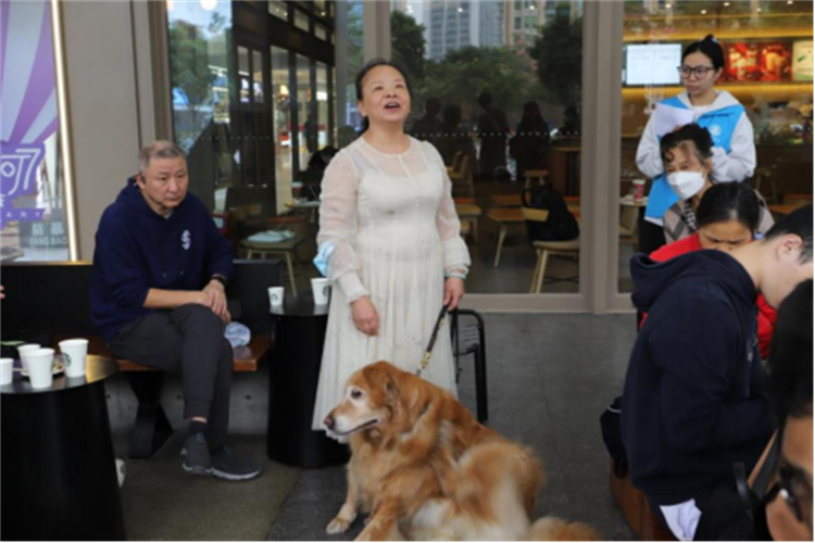 “情牵导盲犬，让爱无障碍”在福田区扶残助残关爱空间来一场温暖邂逅829.png
