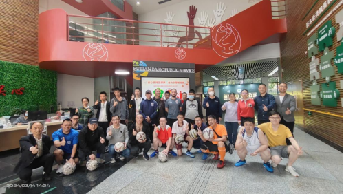 众心支持足球梦 福田区精神康复者足球训练营公益活动启动195.png