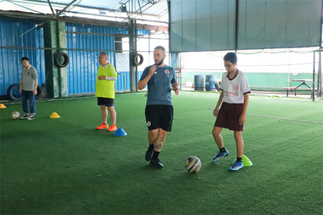 众心支持足球梦 福田区精神康复者足球训练营公益活动启动376.png