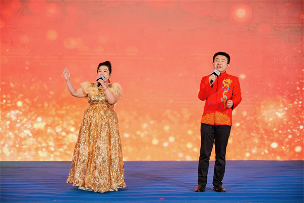 8-歌曲《深圳圆舞曲》.jpg