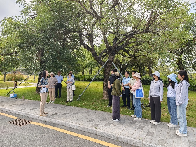 福田区委党校组织党员走进福田红树林自然保护区 开展“工作作风和工作效能双提升”主题党日活动-1.jpg