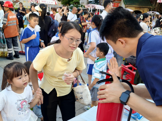 20251023 工作动态 深圳市社会保险基金管理局联合沙头街道下沙社区开展工伤预防线下互动式培训(1)(1)1203.png